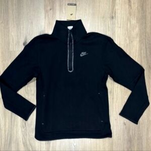 Nike Men's Black Zip-Up Sweater Size M